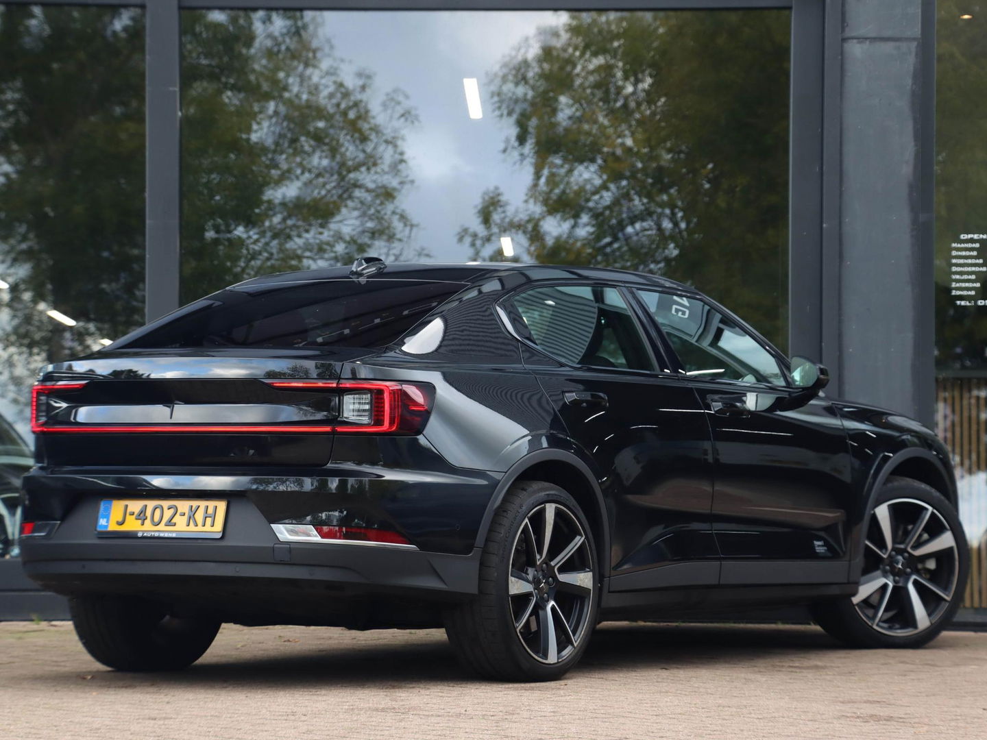 Polestar 2 Long Range Dual Motor Launch Edition 78kWh 408pk