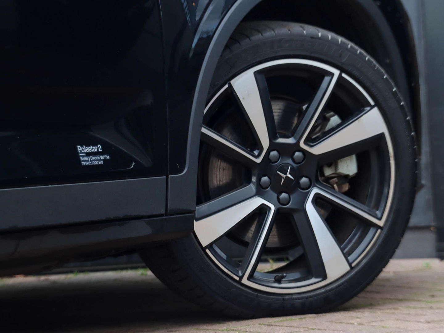 Polestar 2 Long Range Dual Motor Launch Edition 78kWh 408pk