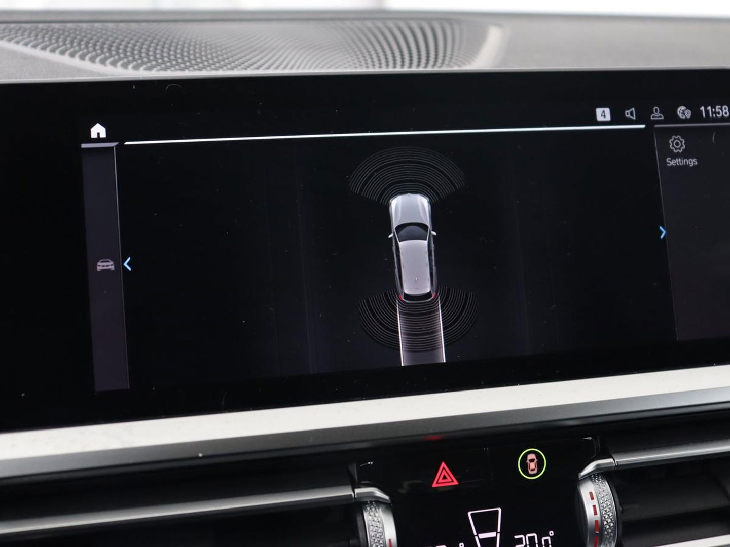 BMW 3 Serie Touring 330e | Trekhaak | Half Leder | Stoel & Stuurverwarming | Sfeerverlichting | Carplay | Cruise Control | PDC