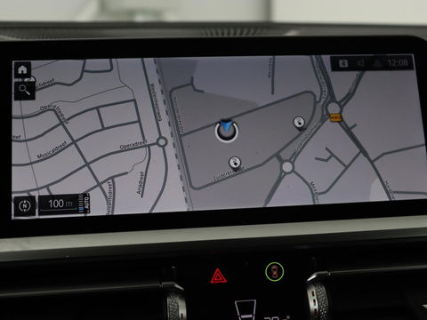 BMW 3 Serie Touring 330e | Trekhaak | Half Leder | Stoel & Stuurverwarming | Sfeerverlichting | Carplay | Cruise Control | PDC