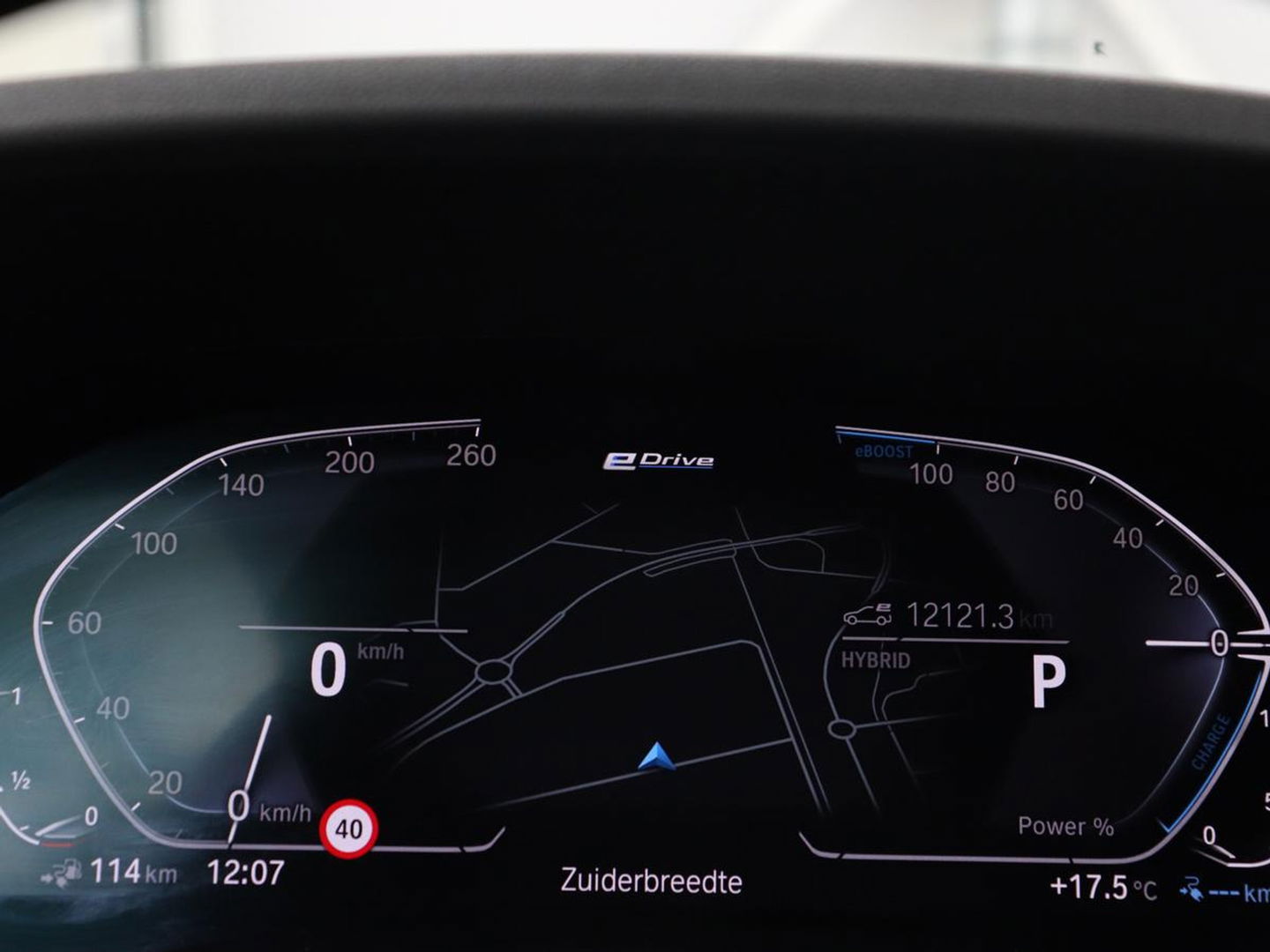 BMW 3 Serie Touring 330e | Trekhaak | Half Leder | Stoel & Stuurverwarming | Sfeerverlichting | Carplay | Cruise Control | PDC