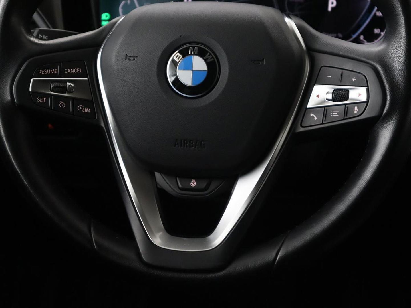 BMW 3 Serie Touring 330e | Trekhaak | Half Leder | Stoel & Stuurverwarming | Sfeerverlichting | Carplay | Cruise Control | PDC