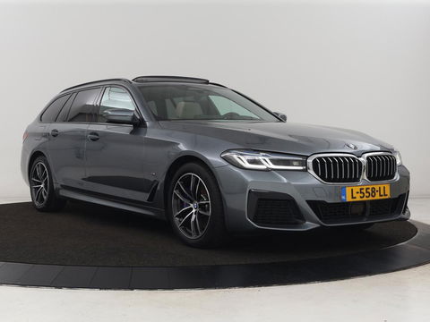 BMW 5 Serie Touring 520e Bns Edit.+ | Panoramadak | Leder | Elektrische stoelen | Stoel & Stuurverwarming | Adaptive Cruise | Elektrische Trekhaak