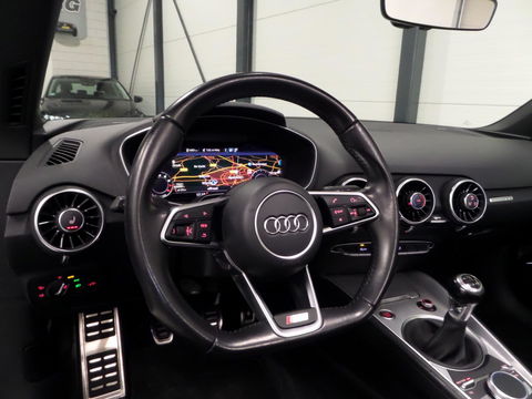 Audi TT Roadster 1.8 TFSI S-Line Open Days Apple-Carplay Stoelverwarming Virtual Navigatie 19"RS-velgen Bang&Olufsen Full-LED