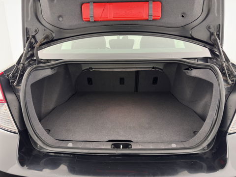 Volvo S40 2.0 D3 Pro Edition Aut. *NAVI-FULLMAP | ECC | PDC | CRUISE | 16''ALU | TOWBAR*