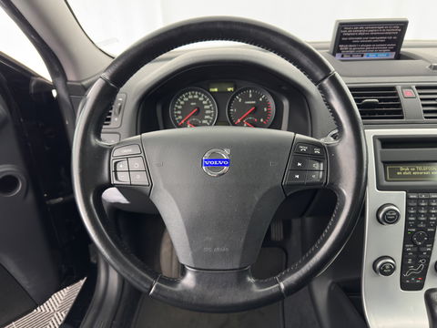 Volvo S40 2.0 D3 Pro Edition Aut. *NAVI-FULLMAP | ECC | PDC | CRUISE | 16''ALU | TOWBAR*
