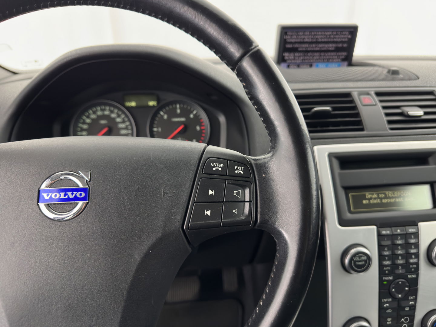 Volvo S40 2.0 D3 Pro Edition Aut. *NAVI-FULLMAP | ECC | PDC | CRUISE | 16''ALU | TOWBAR*