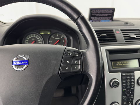 Volvo S40 2.0 D3 Pro Edition Aut. *NAVI-FULLMAP | ECC | PDC | CRUISE | 16''ALU | TOWBAR*