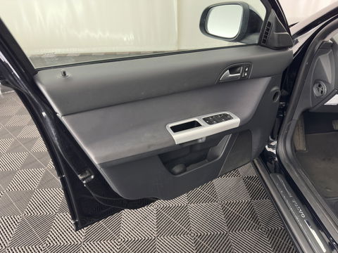 Volvo S40 2.0 D3 Pro Edition Aut. *NAVI-FULLMAP | ECC | PDC | CRUISE | 16''ALU | TOWBAR*