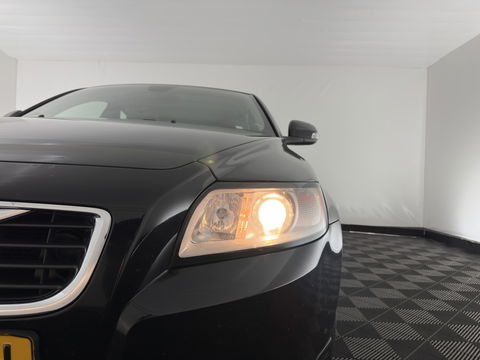 Volvo S40 2.0 D3 Pro Edition Aut. *NAVI-FULLMAP | ECC | PDC | CRUISE | 16''ALU | TOWBAR*