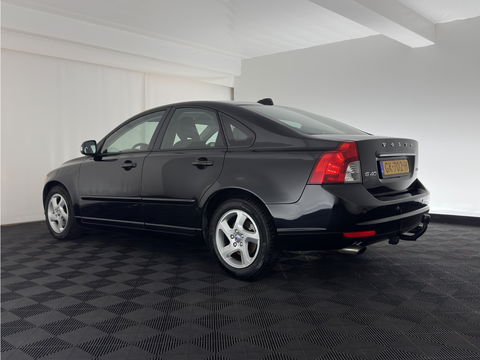 Volvo S40 2.0 D3 Pro Edition Aut. *NAVI-FULLMAP | ECC | PDC | CRUISE | 16''ALU | TOWBAR*