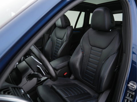 BMW X3 xDrive30e M-Sportpack Business Edition Plus (INCL-BTW) *PANO | LUXURY-LEATHER | FULL-LED | DIGI-COCKPIT | HIFI-SOUND | CARPLAY | DAB+ | HEATED-SPORTSEATS | AMBIENT-LIGHT | PRIVACY-GLASS | SHIFT-PADDLES | TOWBAR | 19''ALU*