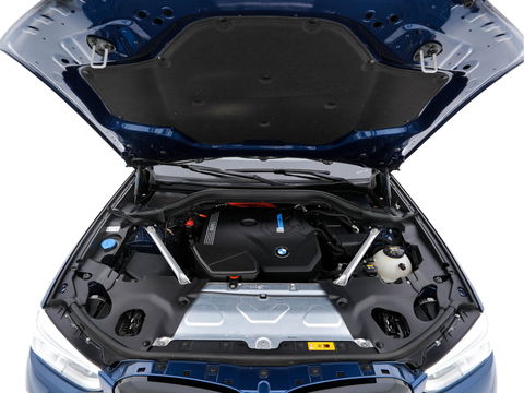 BMW X3 xDrive30e M-Sportpack Business Edition Plus (INCL-BTW) *PANO | LUXURY-LEATHER | FULL-LED | DIGI-COCKPIT | HIFI-SOUND | CARPLAY | DAB+ | HEATED-SPORTSEATS | AMBIENT-LIGHT | PRIVACY-GLASS | SHIFT-PADDLES | TOWBAR | 19''ALU*