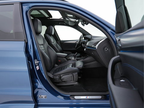 BMW X3 xDrive30e M-Sportpack Business Edition Plus (INCL-BTW) *PANO | LUXURY-LEATHER | FULL-LED | DIGI-COCKPIT | HIFI-SOUND | CARPLAY | DAB+ | HEATED-SPORTSEATS | AMBIENT-LIGHT | PRIVACY-GLASS | SHIFT-PADDLES | TOWBAR | 19''ALU*