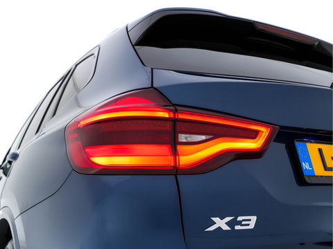 BMW X3 xDrive30e M-Sportpack Business Edition Plus (INCL-BTW) *PANO | LUXURY-LEATHER | FULL-LED | DIGI-COCKPIT | HIFI-SOUND | CARPLAY | DAB+ | HEATED-SPORTSEATS | AMBIENT-LIGHT | PRIVACY-GLASS | SHIFT-PADDLES | TOWBAR | 19''ALU*