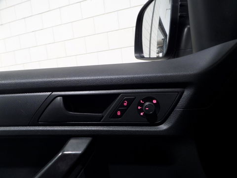 Volkswagen Caddy 2.0 TDI 180PK "INCL BTW" Bluetooth Airco Cruise-control 18"Velgen Schroefset Garantie "Apple-carplay mogelijk"