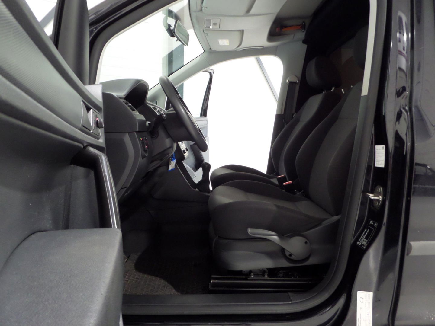 Volkswagen Caddy 2.0 TDI 180PK "INCL BTW" Bluetooth Airco Cruise-control 18"Velgen Schroefset Garantie "Apple-carplay mogelijk"