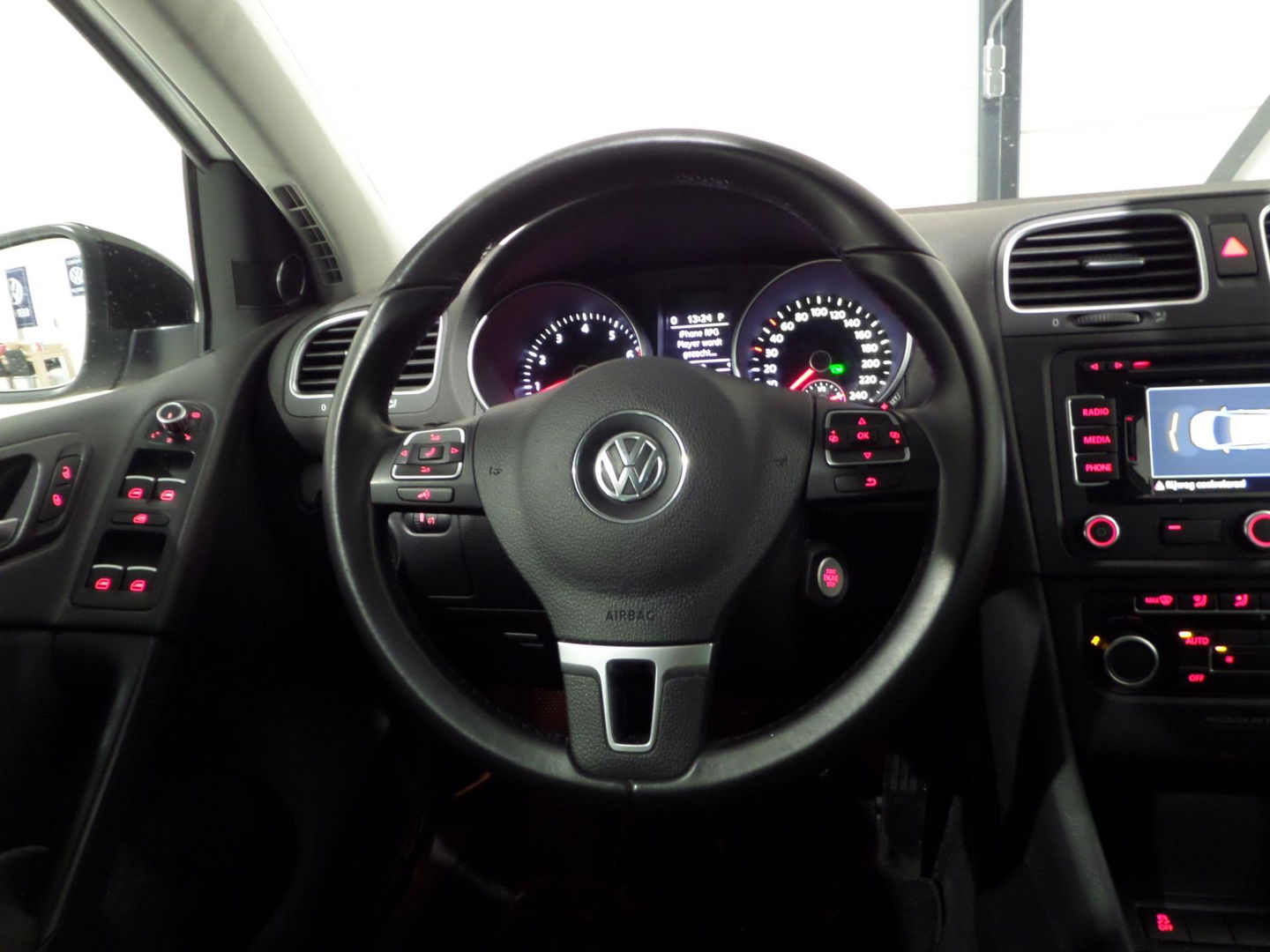 Volkswagen Golf 1.4 TSI DSG 122PK Highline "Origineel NL!" "Nieuwe Ketting" Automaat! Schuifdak Xenon-LED Dynaudio Keyless Navi