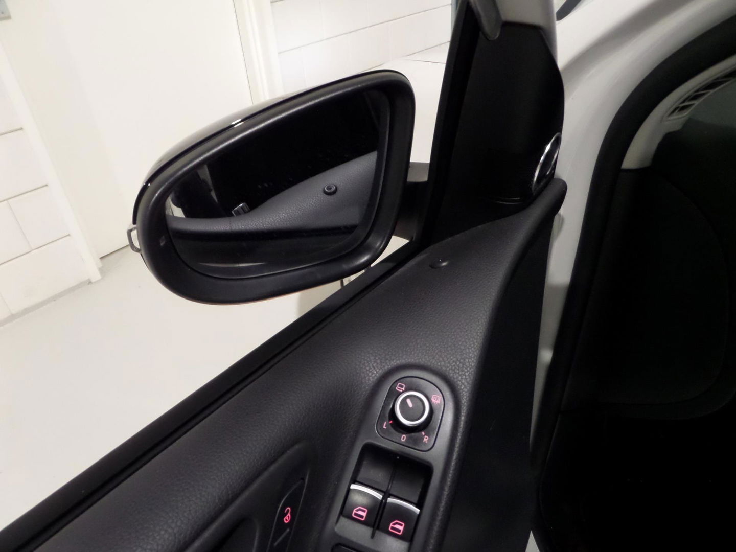 Volkswagen Golf 1.4 TSI DSG 122PK Highline "Origineel NL!" "Nieuwe Ketting" Automaat! Schuifdak Xenon-LED Dynaudio Keyless Navi