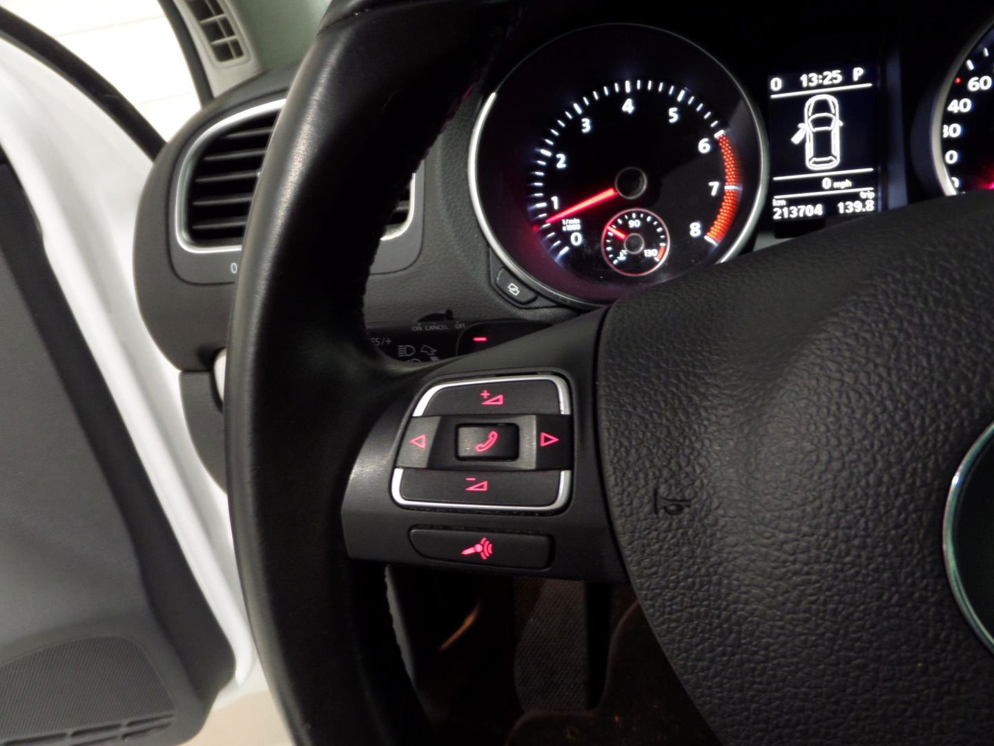 Volkswagen Golf 1.4 TSI DSG 122PK Highline "Origineel NL!" "Nieuwe Ketting" Automaat! Schuifdak Xenon-LED Dynaudio Keyless Navi