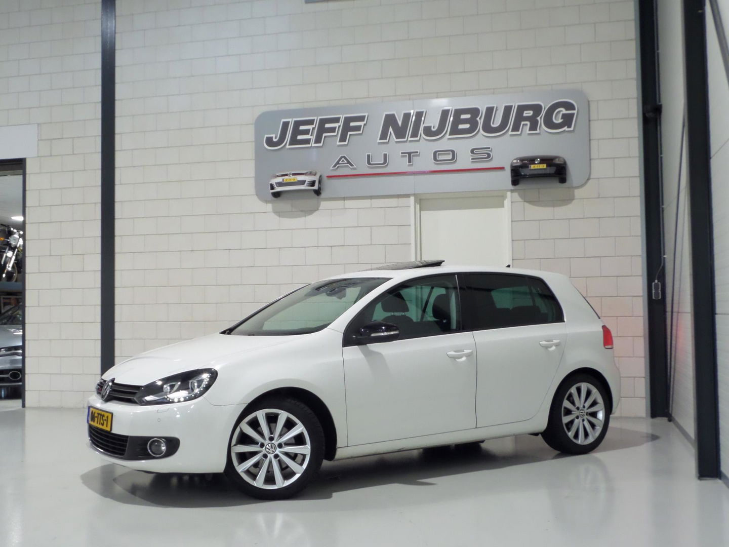 Volkswagen Golf 1.4 TSI DSG 122PK Highline "Origineel NL!" "Nieuwe Ketting" Automaat! Schuifdak Xenon-LED Dynaudio Keyless Navi