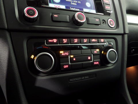 Volkswagen Golf 1.4 TSI DSG 122PK Highline "Origineel NL!" "Nieuwe Ketting" Automaat! Schuifdak Xenon-LED Dynaudio Keyless Navi