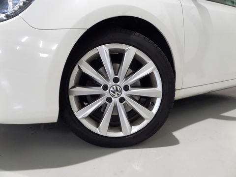Volkswagen Golf 1.4 TSI DSG 122PK Highline "Origineel NL!" "Nieuwe Ketting" Automaat! Schuifdak Xenon-LED Dynaudio Keyless Navi