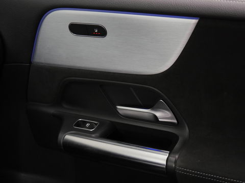 Mercedes-Benz B-Klasse 250e EDITION/ AMG/ NIGHT PAKKET/ SFEERVERLICHTING