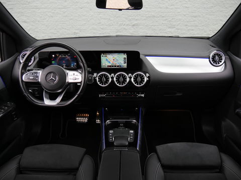 Mercedes-Benz B-Klasse 250e EDITION/ AMG/ NIGHT PAKKET/ SFEERVERLICHTING