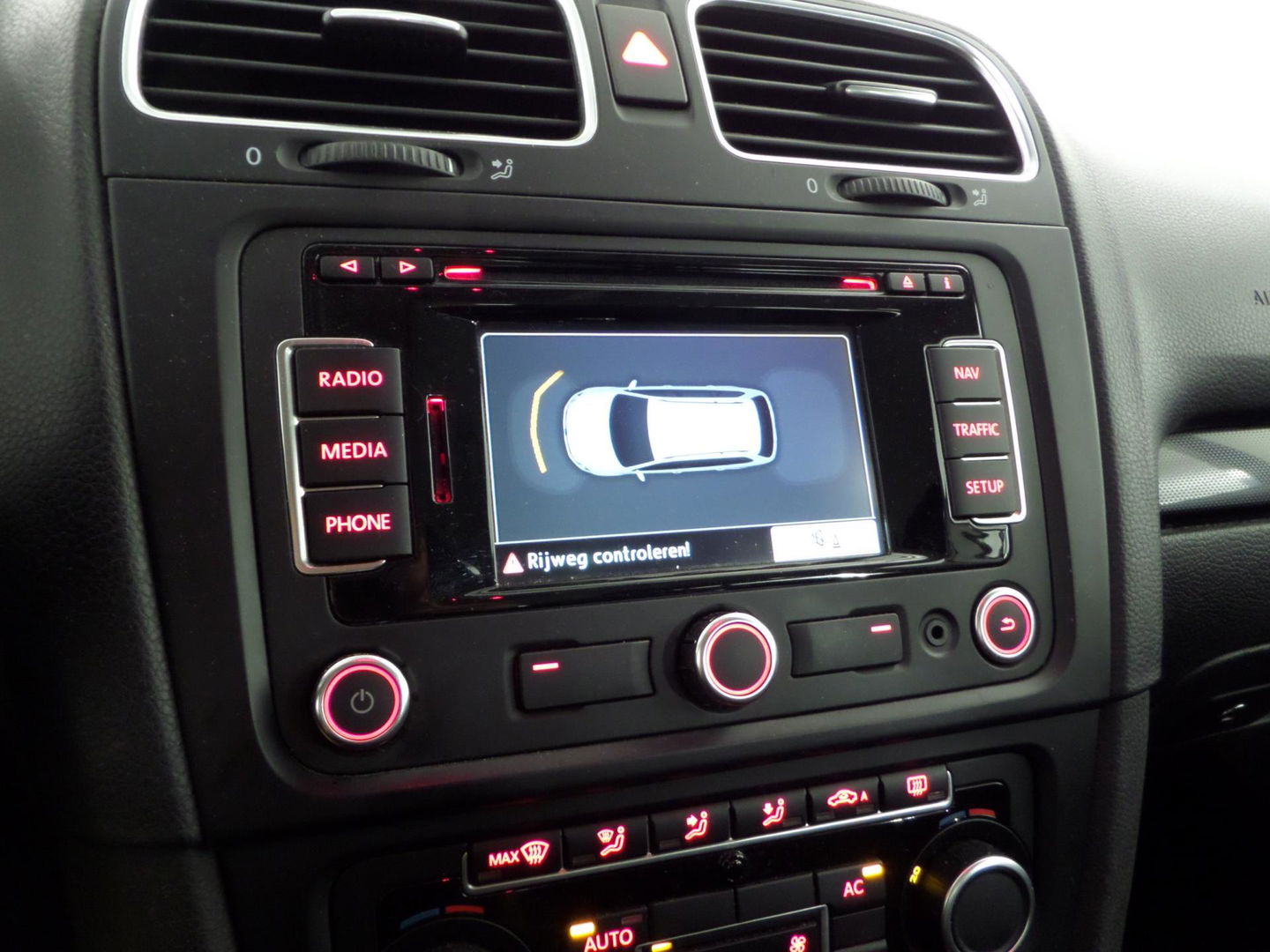 Volkswagen GOLF Variant 1.2 TSI Comfortline Executive "Origineel NL!" Trekhaak Parkeersensoren Navigatie Bluetooth Cruise-control
