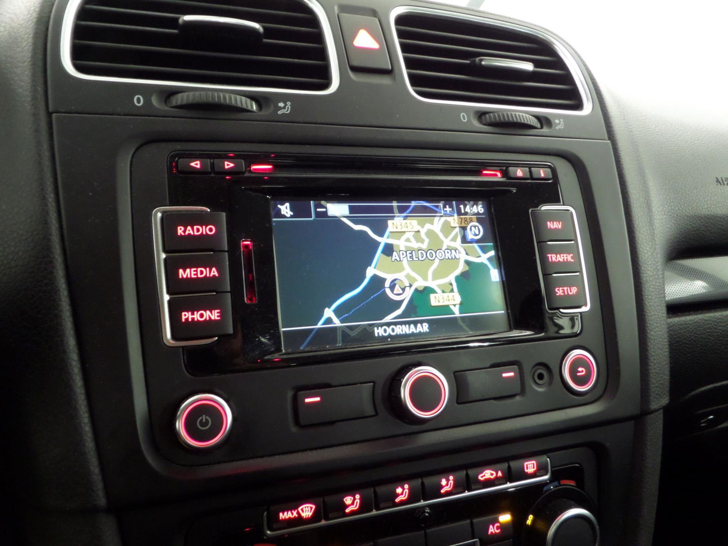 Volkswagen GOLF Variant 1.2 TSI Comfortline Executive "Origineel NL!" Trekhaak Parkeersensoren Navigatie Bluetooth Cruise-control