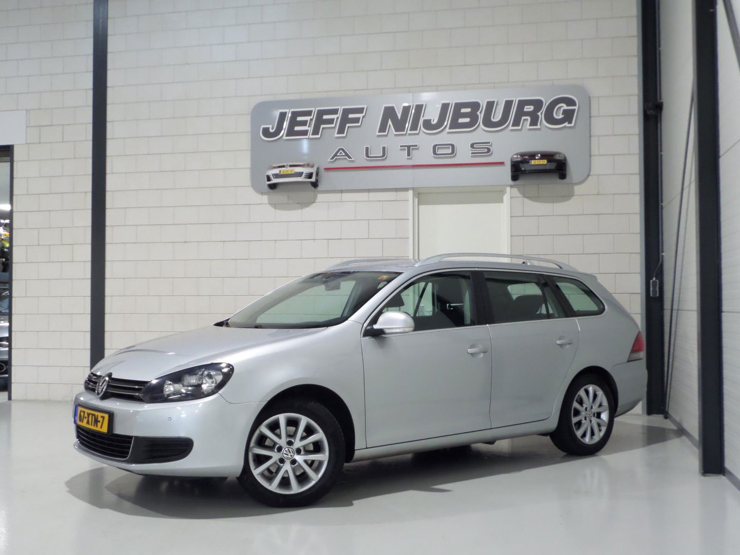 Volkswagen GOLF Variant 1.2 TSI Comfortline Executive "Origineel NL!" Trekhaak Parkeersensoren Navigatie Bluetooth Cruise-control