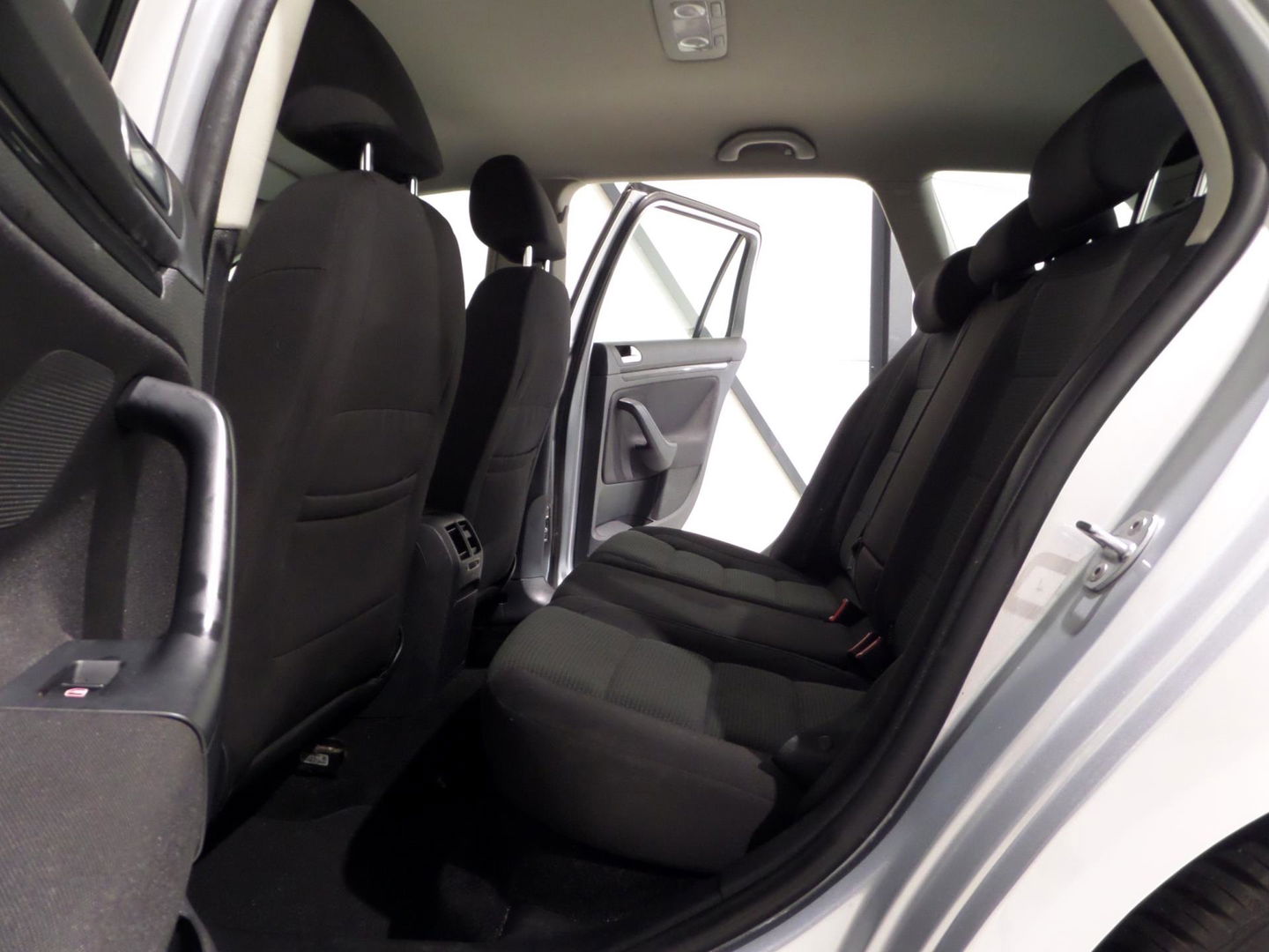 Volkswagen GOLF Variant 1.2 TSI Comfortline Executive "Origineel NL!" Trekhaak Parkeersensoren Navigatie Bluetooth Cruise-control
