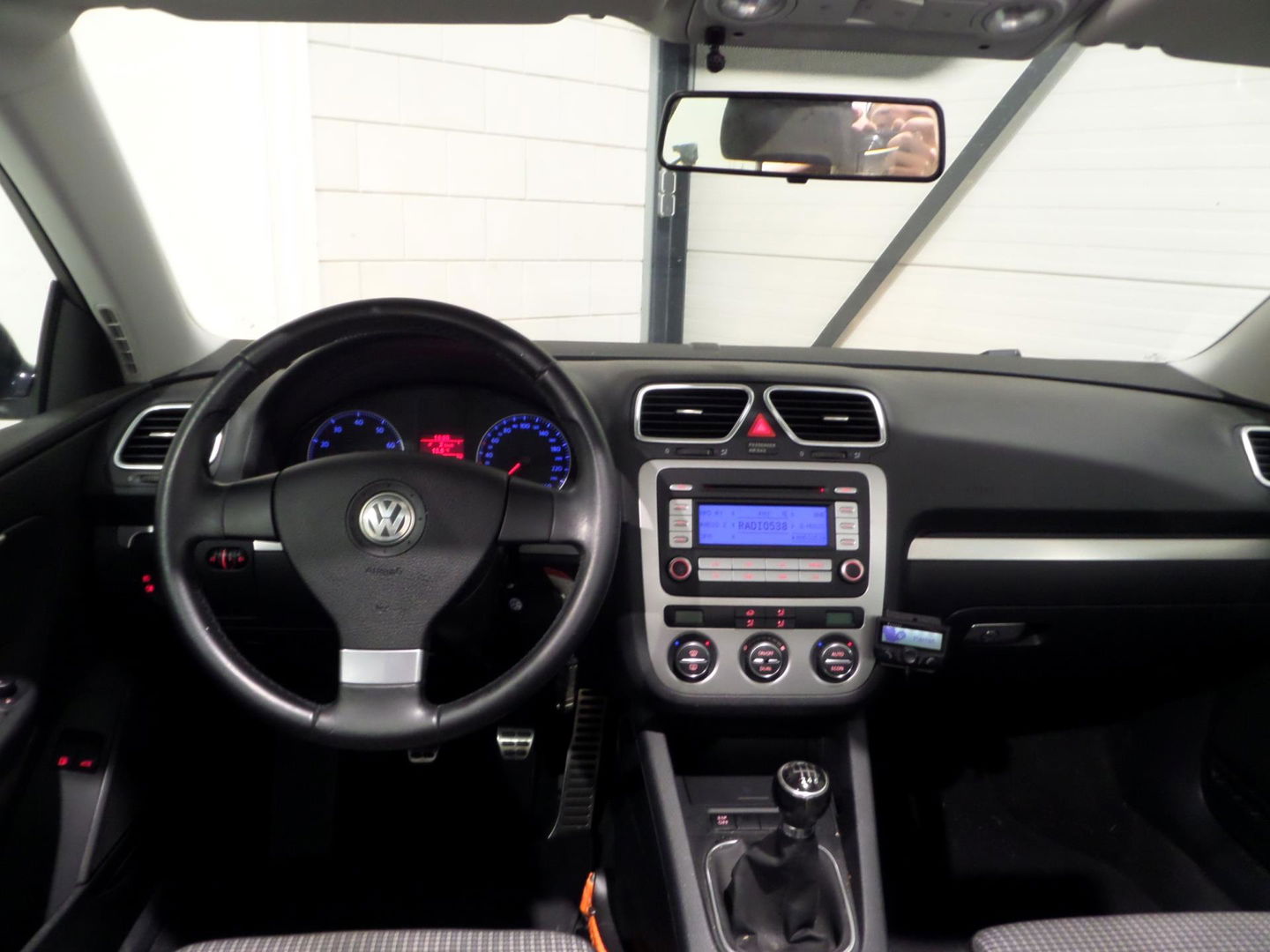 Volkswagen Eos 2.0-16v FSI "Origineel NL!" Bluetooth Cruise-control Climatronic Youngtimer, Apple-Carplay inbouw mogelijk!