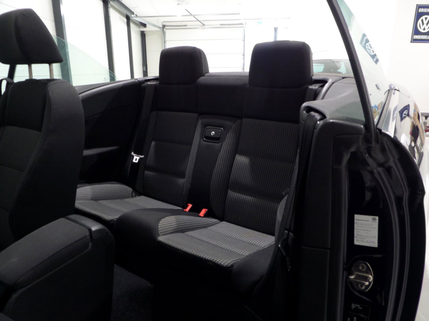 Volkswagen Eos 2.0-16v FSI "Origineel NL!" Bluetooth Cruise-control Climatronic Youngtimer, Apple-Carplay inbouw mogelijk!