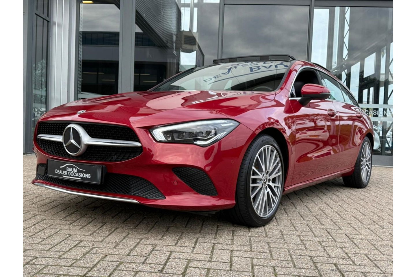 Mercedes-Benz CLA-Klasse CLA 200 163PK SHOOTING BRAKE PANO NAVI LMV PDC-CAMERA