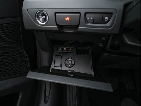 Peugeot 508 2.0 HDi Blue Lease Premium Hybrid4 Aut. *HEAD-UP | LEATHER-FABRIC | XENON | JBL-AUDIO | SHIFT-PADDLES | COMFORT-SEATS | KEYLESS | NAVI-FULLMAP | ECC | PDC | CRUISE | 17''ALU*