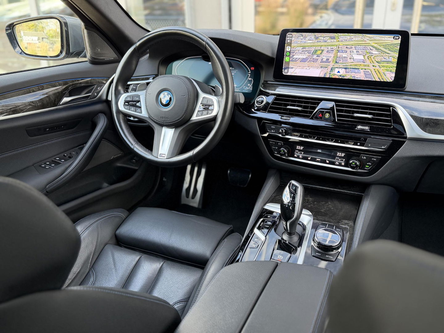 BMW 5 Serie 545e xDrive High Ex. M-Sport|Pano|Laser|M-Seats|H/K|Driving Ass. Prof|Ad.Onderstel|Trekhaak