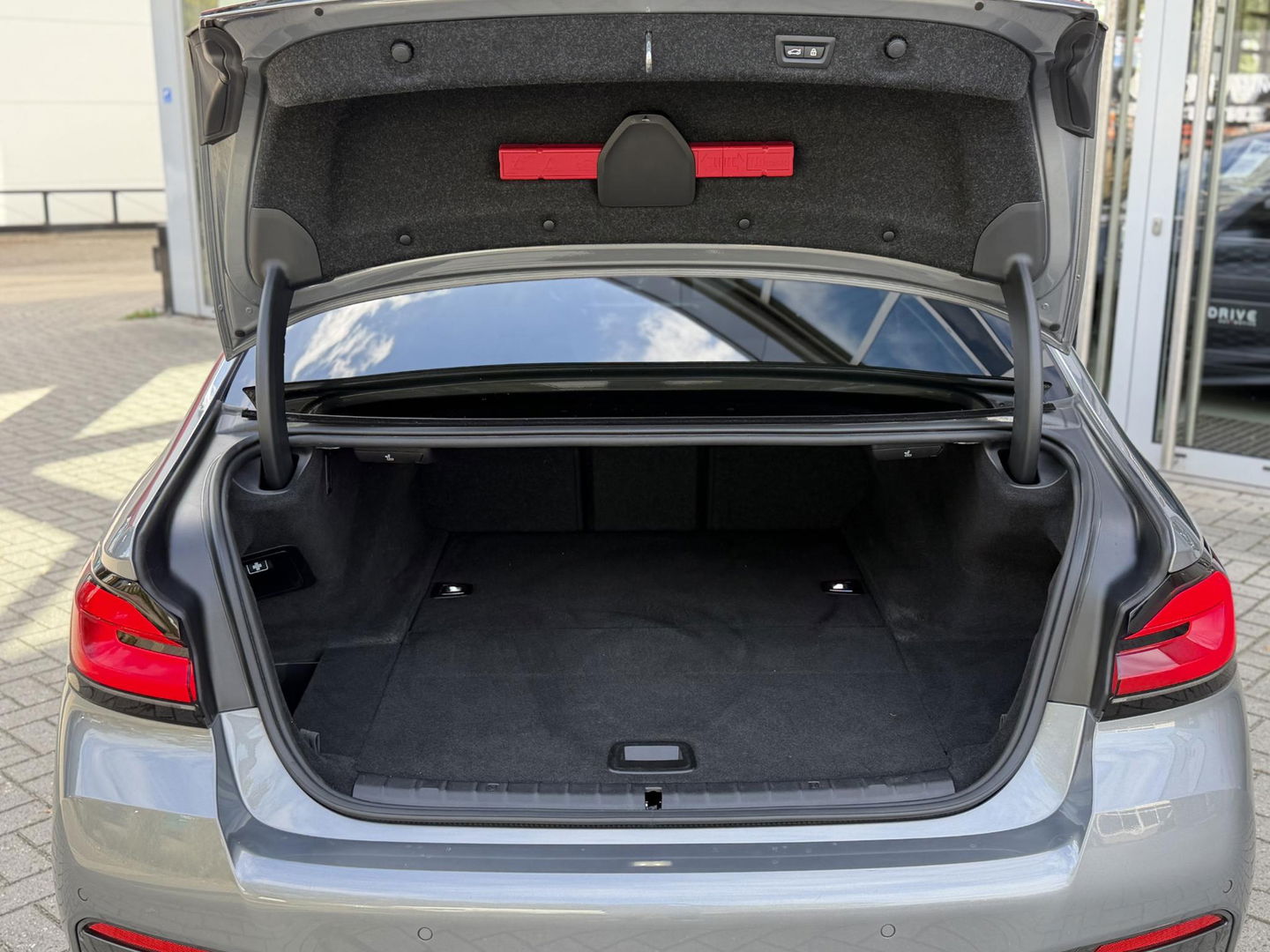BMW 5 Serie 545e xDrive High Ex. M-Sport|Pano|Laser|M-Seats|H/K|Driving Ass. Prof|Ad.Onderstel|Trekhaak