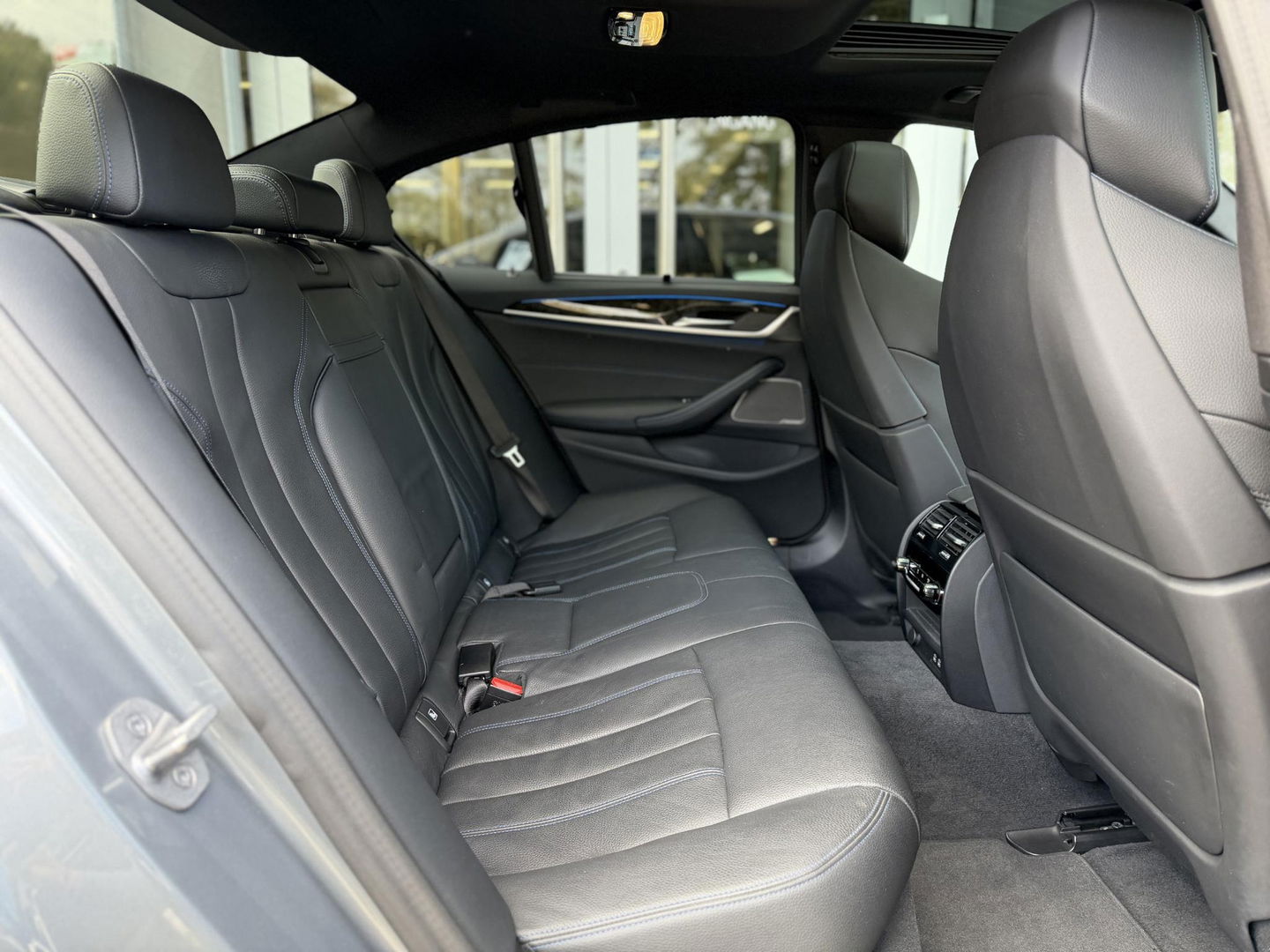 BMW 5 Serie 545e xDrive High Ex. M-Sport|Pano|Laser|M-Seats|H/K|Driving Ass. Prof|Ad.Onderstel|Trekhaak