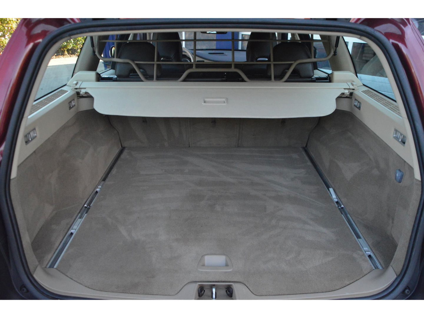 Volvo XC70 D5 AWD Summum Youngtimer | 5 Cilinder | Adap. Cruise | Geventileerde en verwarmde stoelen | BLIS | Dealer onderhouden |