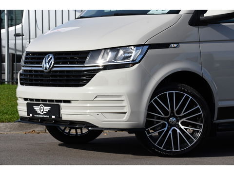 Volkswagen Transporter 2.0 TDI L2H1 PB Edition Camera, Cruise, Carplay, Leder, 150pk, Automaat, Multimedia, laadruimte pakket, Uniek!