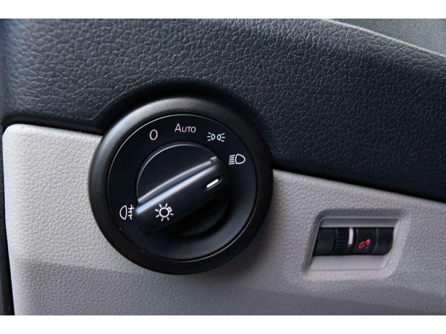 Volkswagen Transporter 2.0 TDI L2H1 DC 4Motion Highline Black Edition Camera, Cruise, Automaat, Multimedia, 204Pk, 2 x schuifdeur, LED, Uniek!