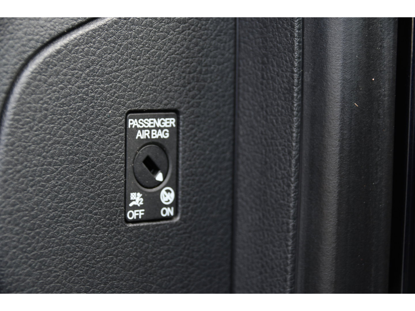 Volkswagen Transporter 2.0 TDI L2H1 DC 4Motion Highline Black Edition Camera, Cruise, Automaat, Multimedia, 204Pk, 2 x schuifdeur, LED, Uniek!