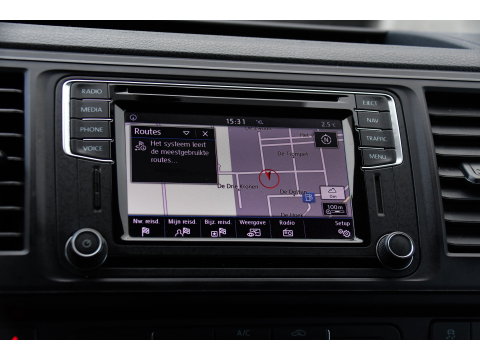Volkswagen Transporter 2.0 TDI L2H1 DC 4Motion Highline Black Edition Camera, Cruise, Automaat, Multimedia, 204Pk, 2 x schuifdeur, LED, Uniek!