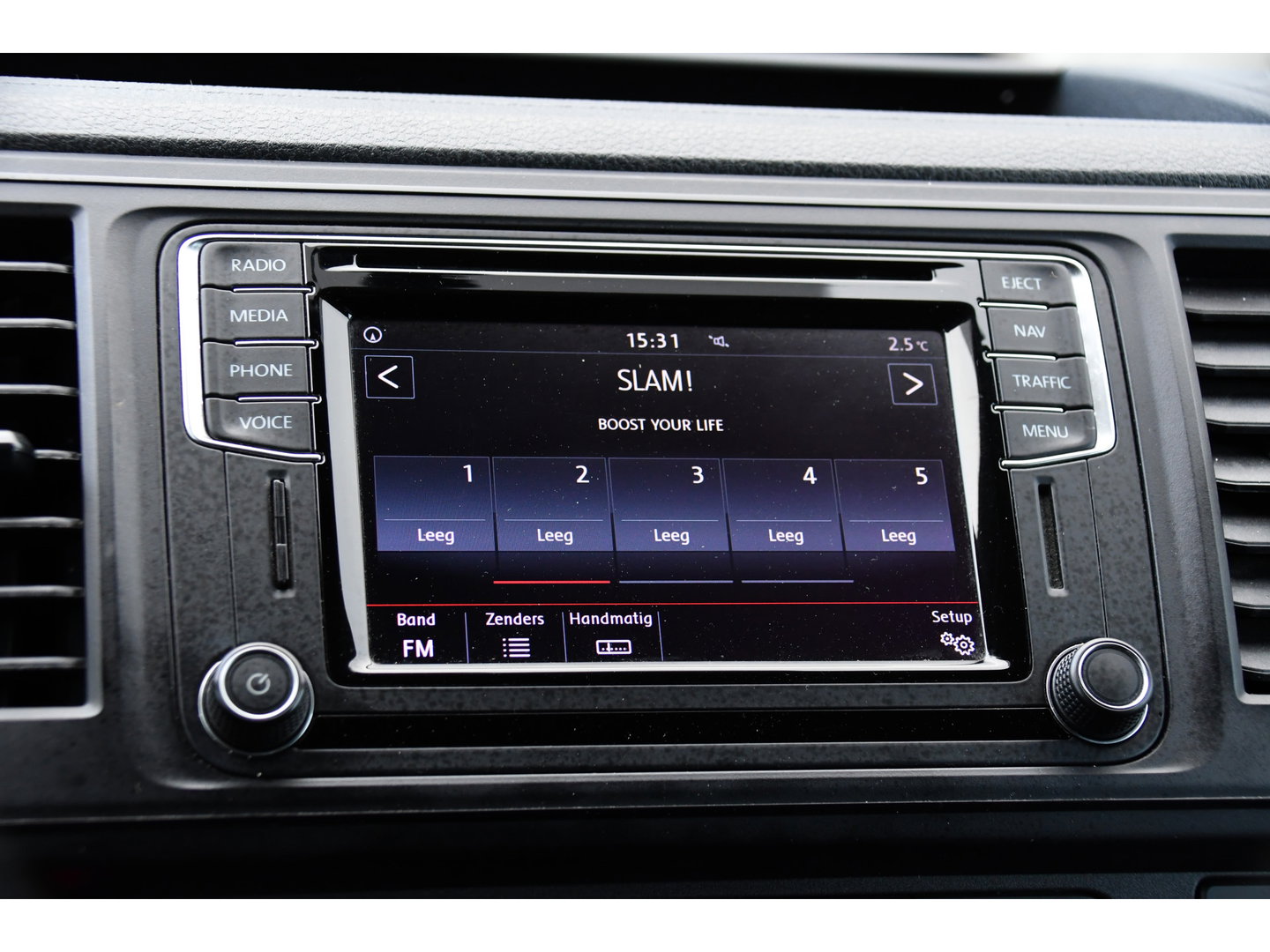 Volkswagen Transporter 2.0 TDI L2H1 DC 4Motion Highline Black Edition Camera, Cruise, Automaat, Multimedia, 204Pk, 2 x schuifdeur, LED, Uniek!