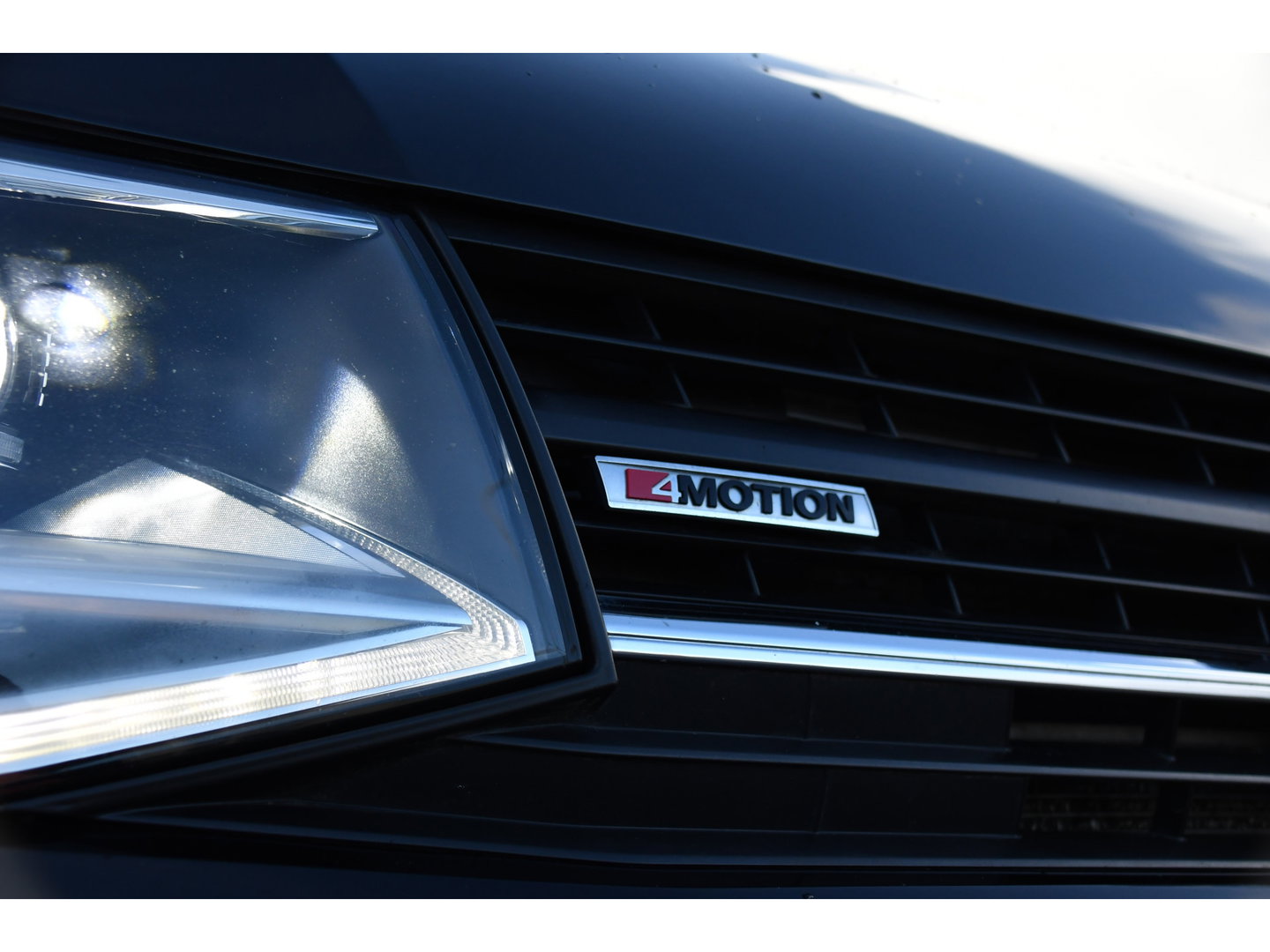 Volkswagen Transporter 2.0 TDI L2H1 DC 4Motion Highline Black Edition Camera, Cruise, Automaat, Multimedia, 204Pk, 2 x schuifdeur, LED, Uniek!