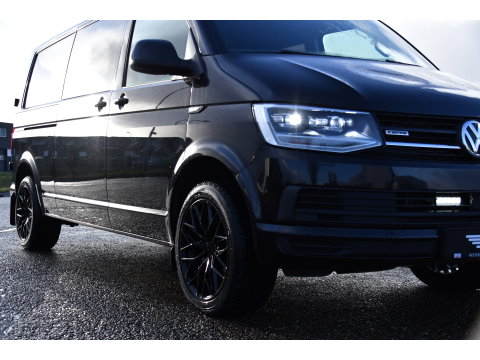 Volkswagen Transporter 2.0 TDI L2H1 DC 4Motion Highline Black Edition Camera, Cruise, Automaat, Multimedia, 204Pk, 2 x schuifdeur, LED, Uniek!