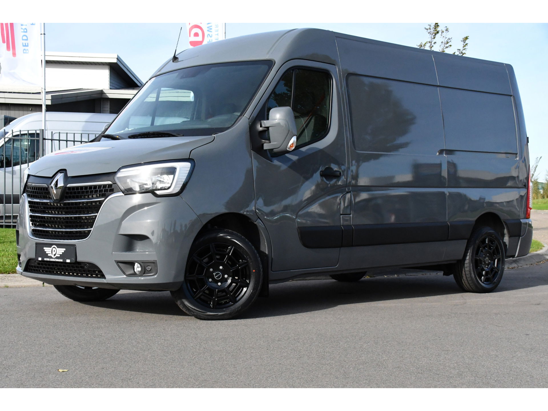 Renault Master T35 2.3 dCi 150 L2H2 PB Edition Camera, Cruise, Carplay, Clima, 150pk, Trekhaak, Multimedia, NAVI, Uniek!