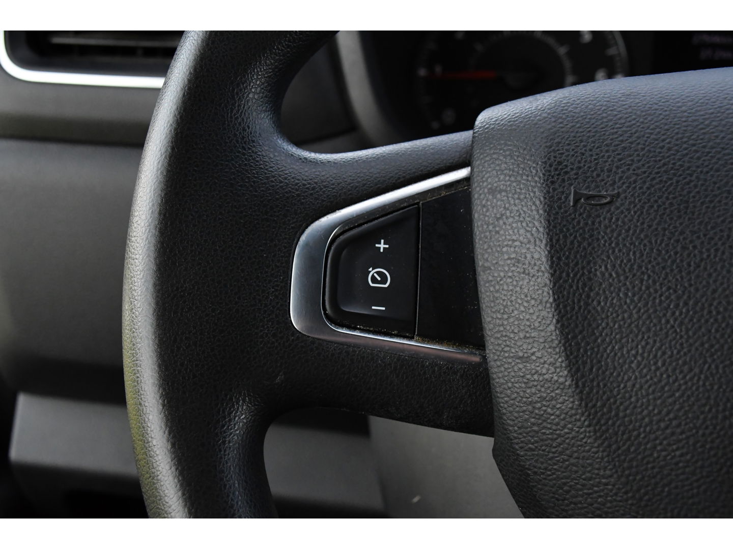 Renault Master T35 2.3 dCi 150 L2H2 PB Edition Camera, Cruise, Carplay, Clima, 150pk, Trekhaak, Multimedia, NAVI, Uniek!